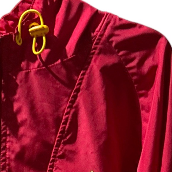 Universal Studios Gryffindor Packable Rain Jacket - Picture 5 of 16